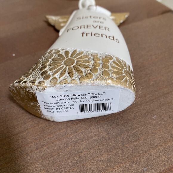 Angel Bell Figurine "Sisters are Forever Friends" New In Box - Picture 3 of 5